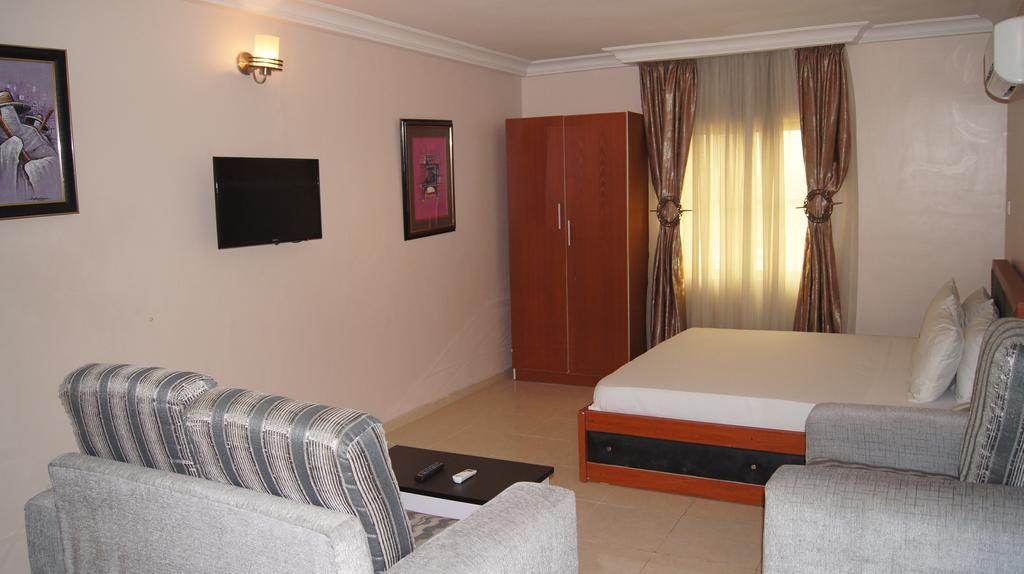 Royalview Hotel And Suites Lagos Exteriör bild